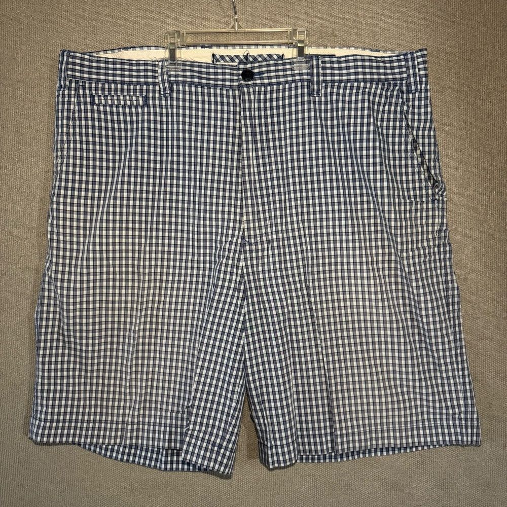 Nautica clipper size 40 W Navy Checkered Flat Front relaxed fit Shorts